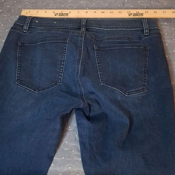 Ann Taylor Factory Modern Jeans size 12 petite - Picture 4 of 5
